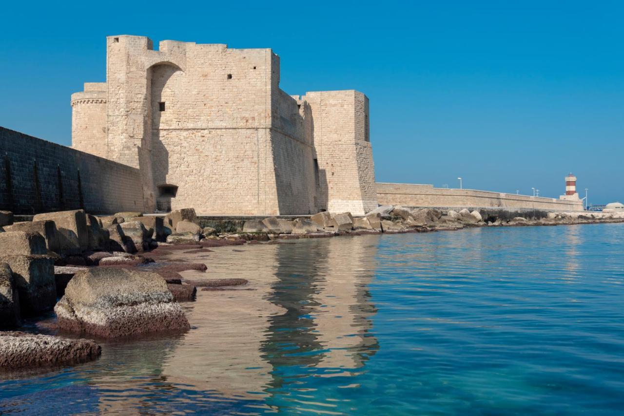 La Chicca Historic Center Beautiful Flat Lejlighed Monopoli Eksteriør billede